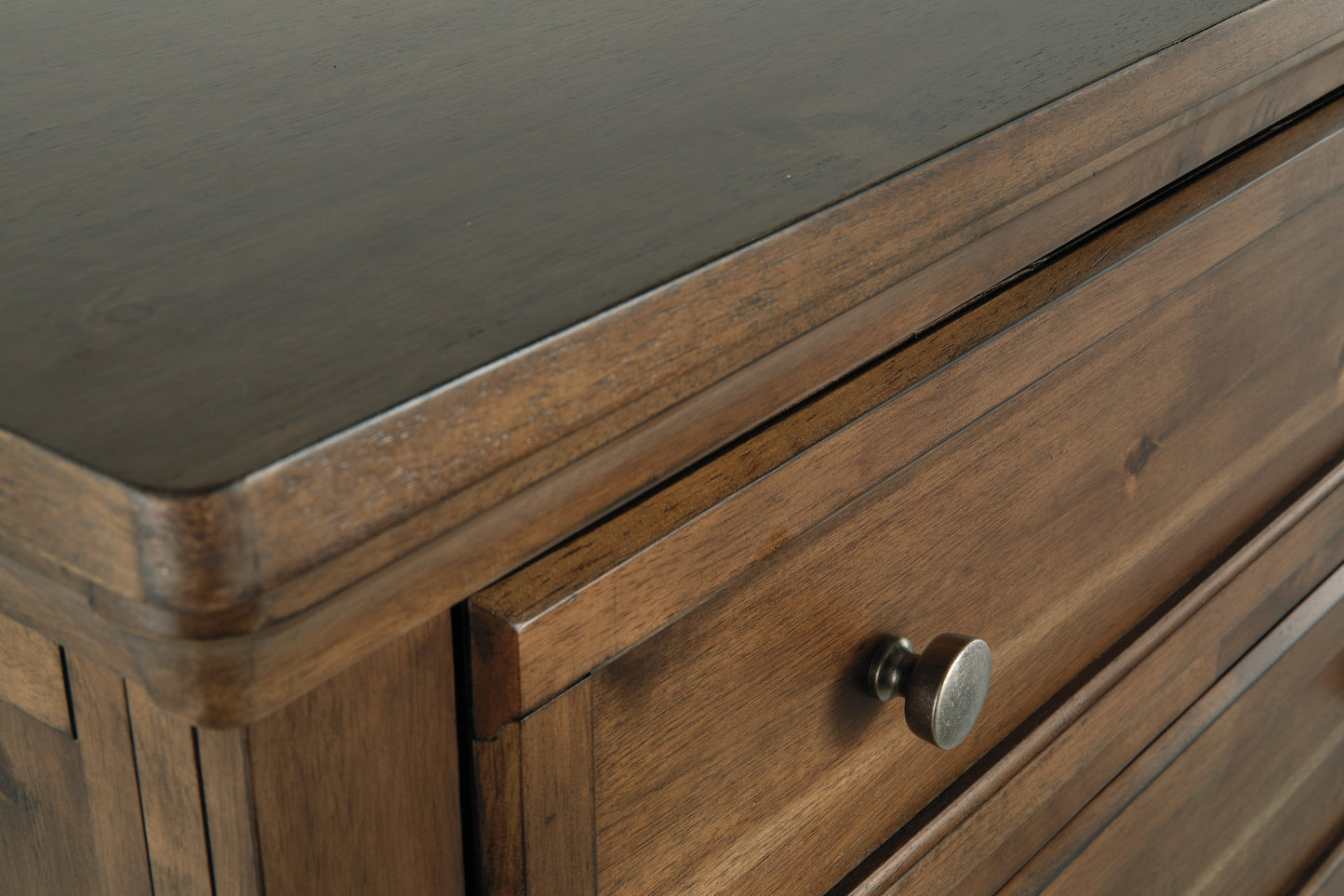 Flynnter Panel Bed With Mirrored Dresser And Chest