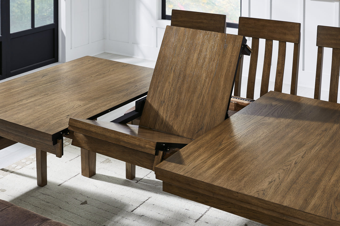 Urbinforte Dining Room Butterfly EXT TBL
