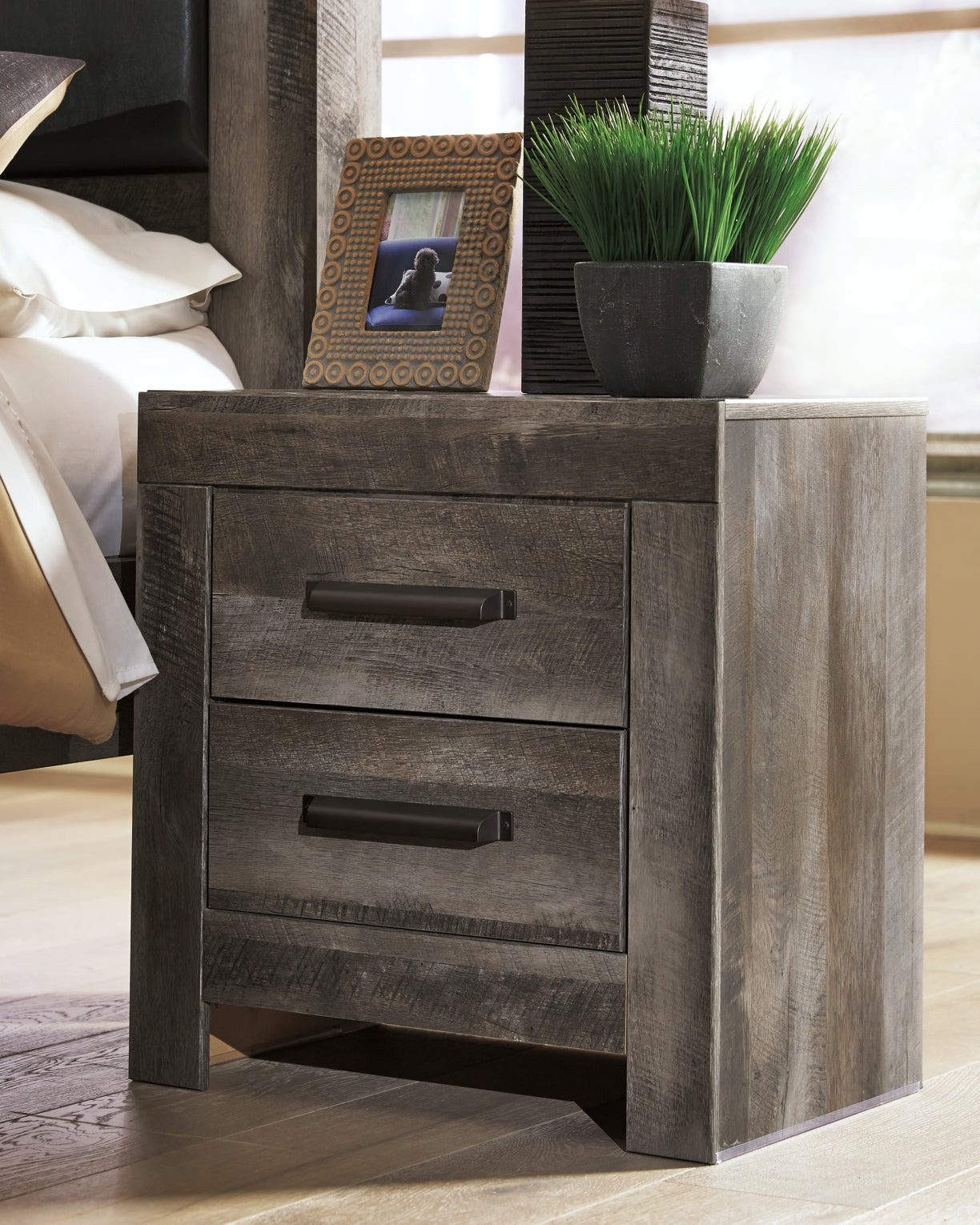 Wynnlow Two Drawer Night Stand Steffy Home Furnishings