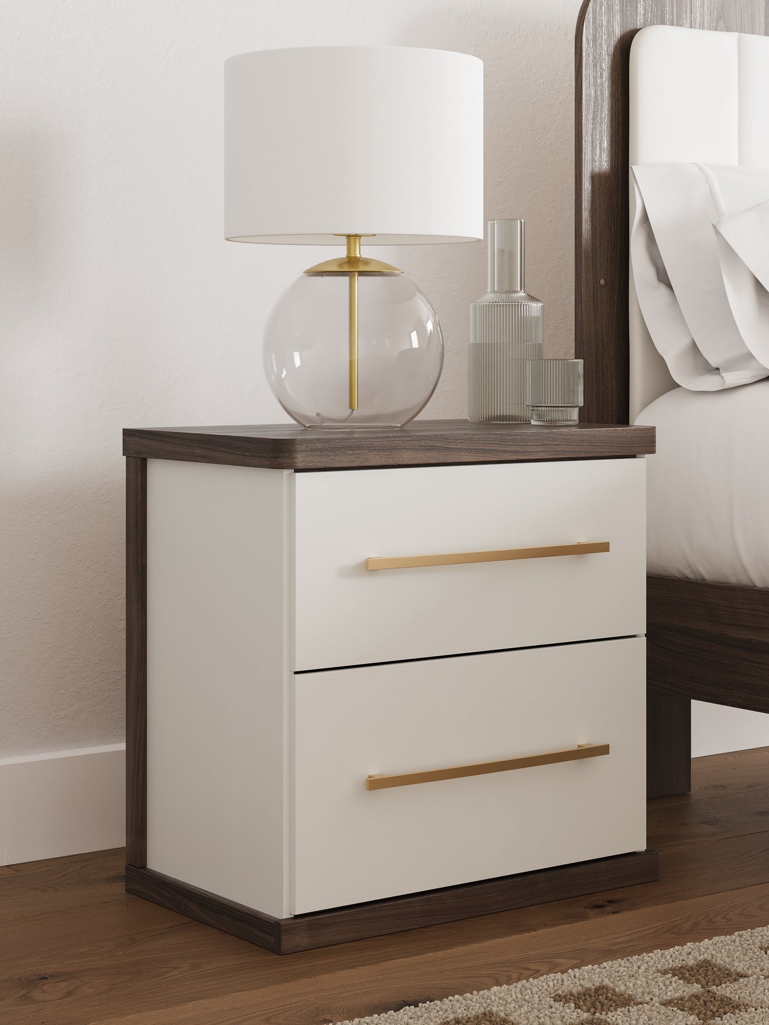 Bedroom > Night Stands