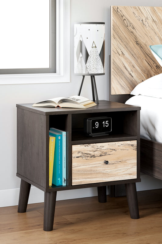 Piperton One Drawer Night Stand