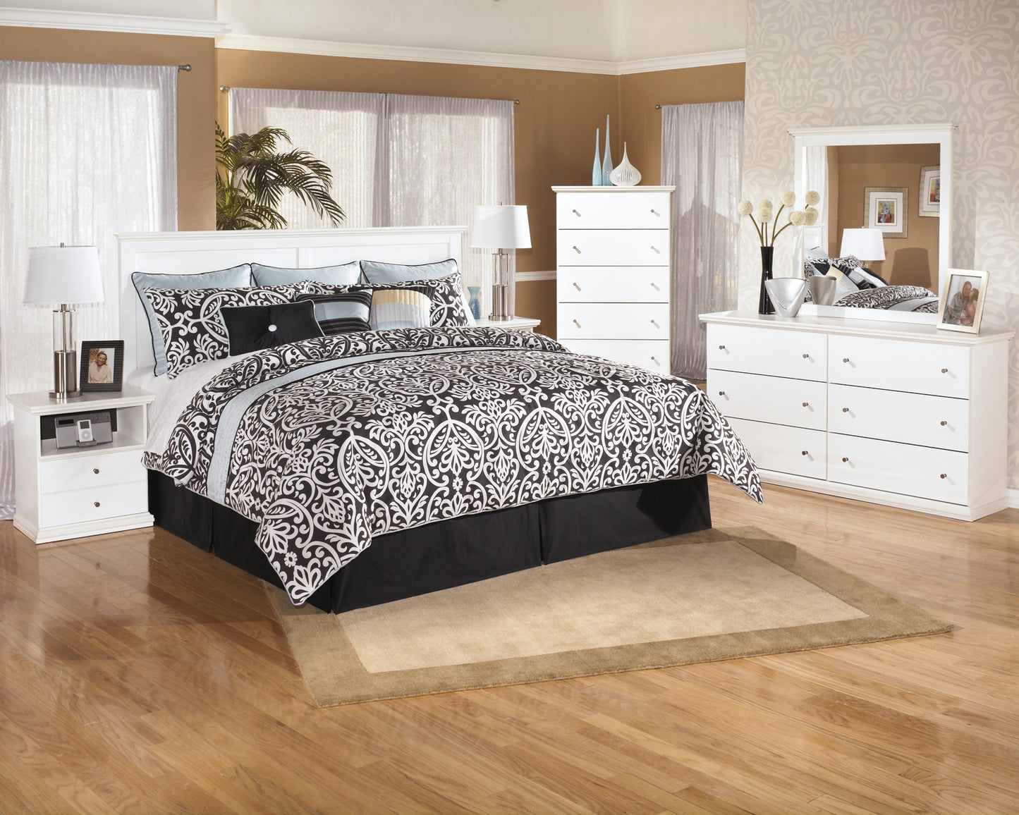 Bostwick Shoals King/California King Panel Headboard with Mirrored Dresser, Chest and Nightstand